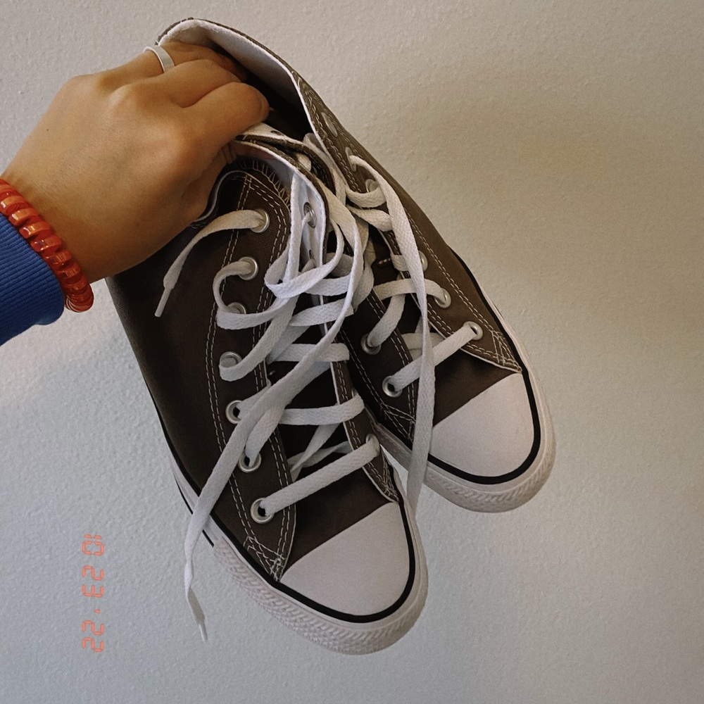 Womens Brown Converse. Perfect Condition!!